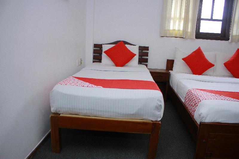 Sobaya Hotel Kandy Ngoại thất bức ảnh