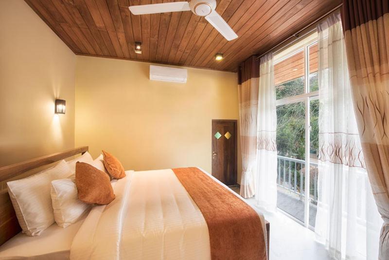 Sobaya Hotel Kandy Ngoại thất bức ảnh
